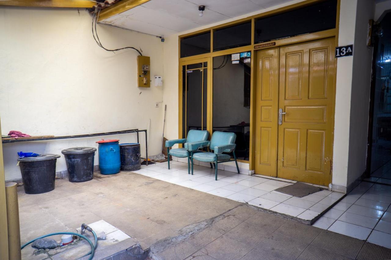 Zenrra Backpacker Hostel Bandung Exterior photo